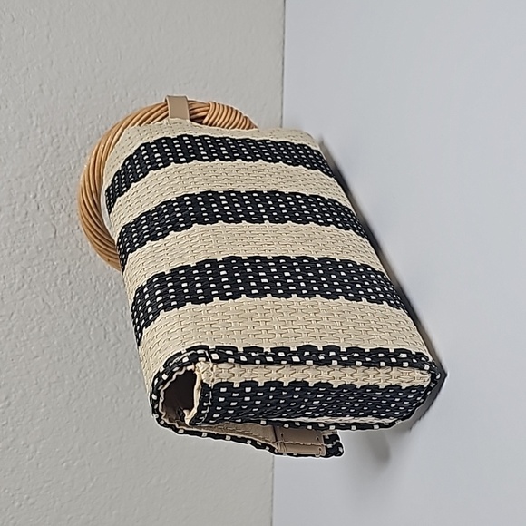 A New Day Straw Bracelet Pouch Purse Wristlet Bag Black Natural Striped Tan - Picture 4 of 13